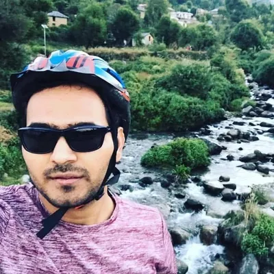 Brij Mohan Upadhyay kyunki Sharma toh koi bhi laga rha hain 🤣 profile