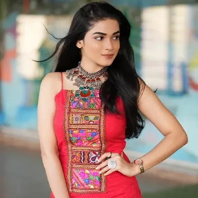 Hema Sood profile