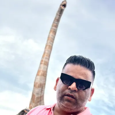 Hemant Tolani profile