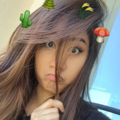 Christina ๐๐ Bee profile