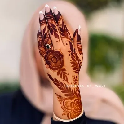Wajida shahid|RAK Henna Artist-๐ฆ๐ช profile