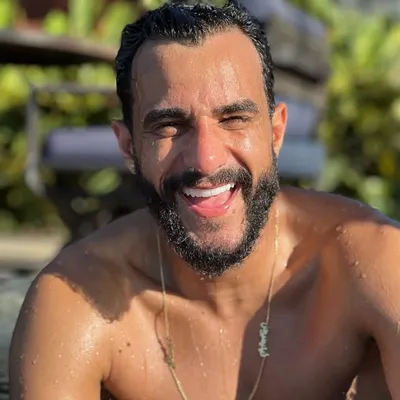 Henrique Dourado profile