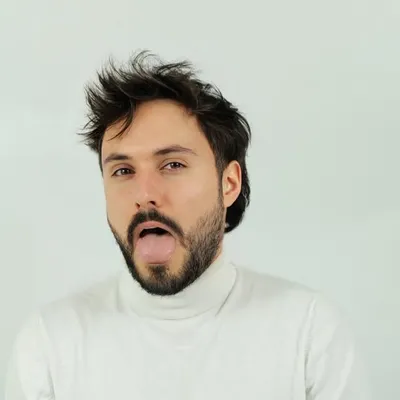 H E N R Y M U S I C profile