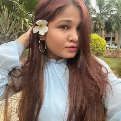 Pooja profile