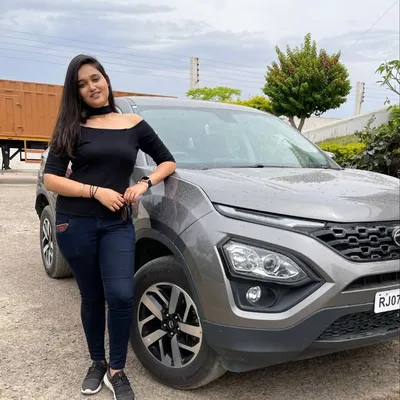 MAHAK KAPOOR profile