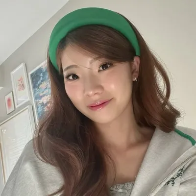๐๐๐ซ๐๐ฌ ๐๐ข๐ฆ โข ๊น์ฑ์ profile