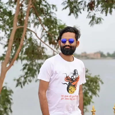 Ravi Prajapati profile