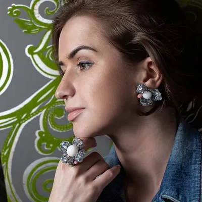 Margo Raffaelli profile