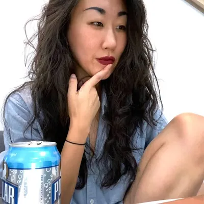 Herspective (Evelyn)๐ profile