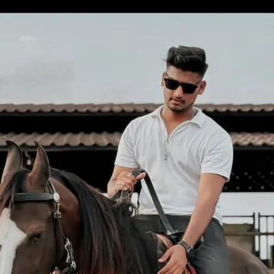 •हेत 🧿 profile