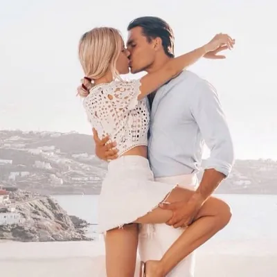 Couple | Luxury | travel profile