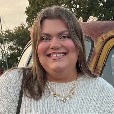 Hope Barker profile