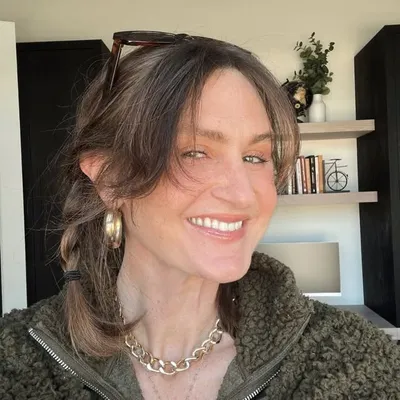 jodi | 40+, funky style, bold faith ๐ค profile