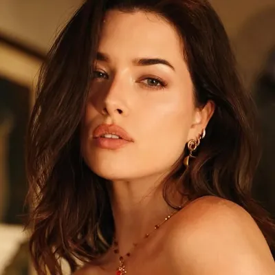 Lauren Summer profile