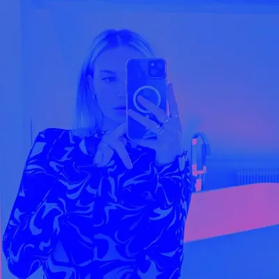 LAURA HEYLEN profile