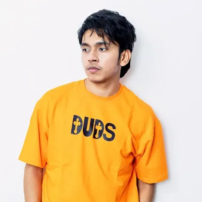 Vineet Solanki profile