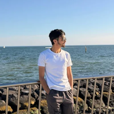 Hiren In Australia profile