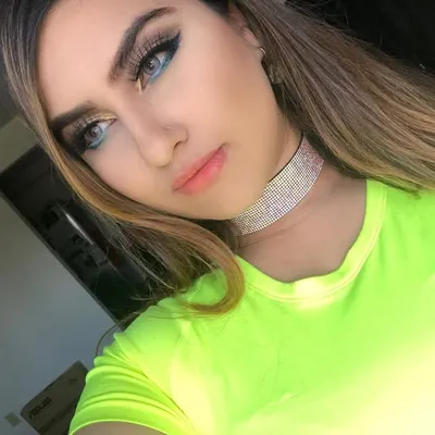 HIBA KHAN profile