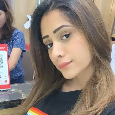 Hiba Nawab //V ❤ profile