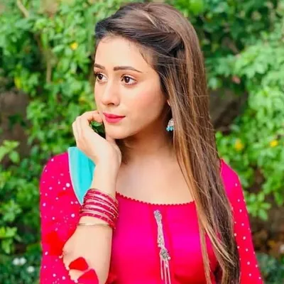 Hiba Nawab 🎭 profile