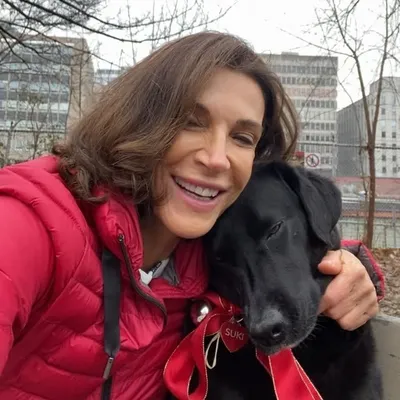 Hilary Farr profile