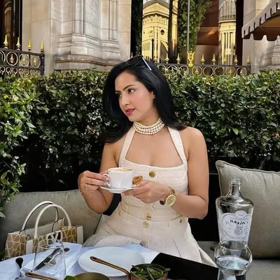 Himani Vasistha • Frankfurt/ Paris • Luxe Decoded profile
