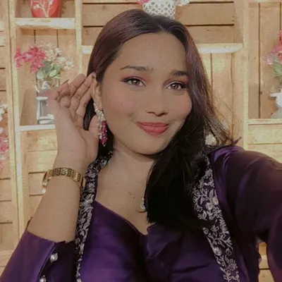 Himanshi profile