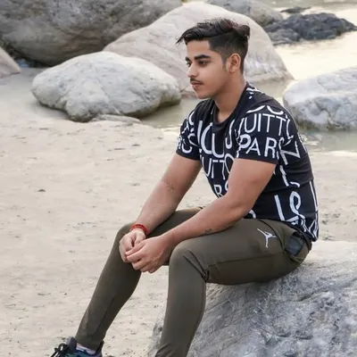 ❤️HIMANSHU JHA❤️ profile