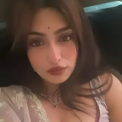 HINA KHATRI ULHALKAR🌙 profile