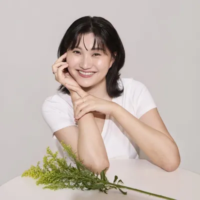Hina Tsai 喜娜 profile