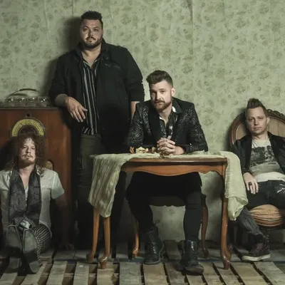Hinder profile