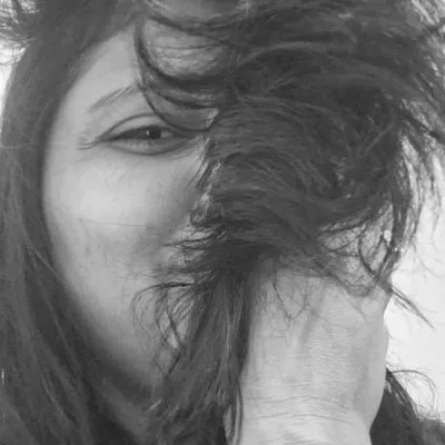Hina Chaudhari ๐ profile