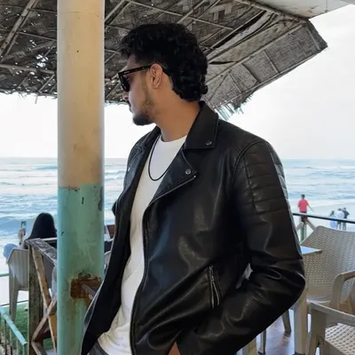 Hiren Patel 🧿 profile