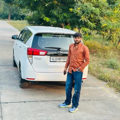 Hitesh_Desaiii profile