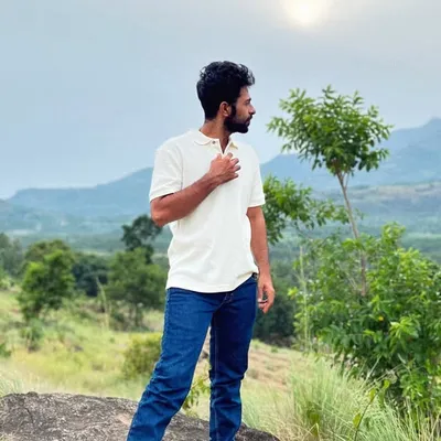 Hitesh Wadhwa profile
