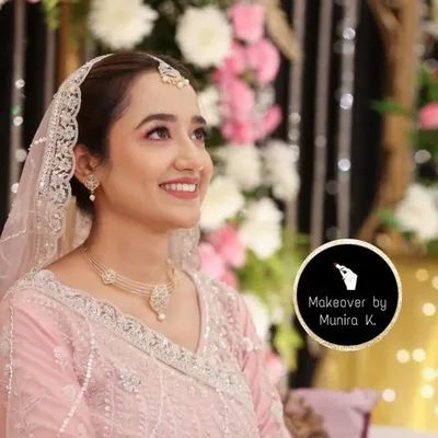 Makeovers by Munira Patel🌸 profile