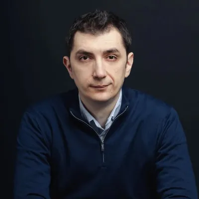 Alex Ciucă profile
