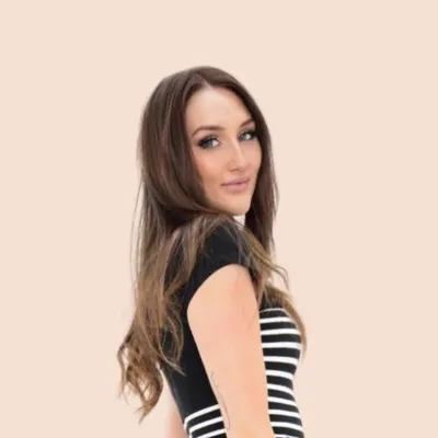 Abigail Frances | IG + Content Coach profile