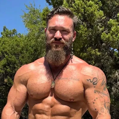 Scott Holliday profile