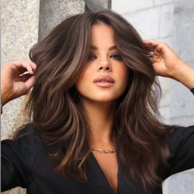 Holly Portelli profile