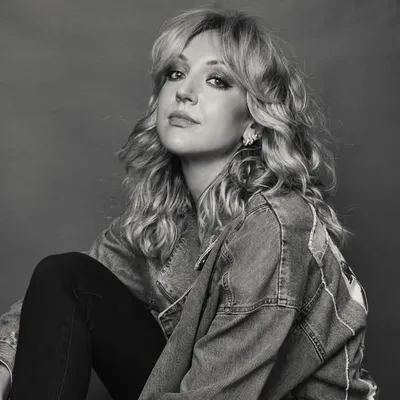Holly Shervey profile