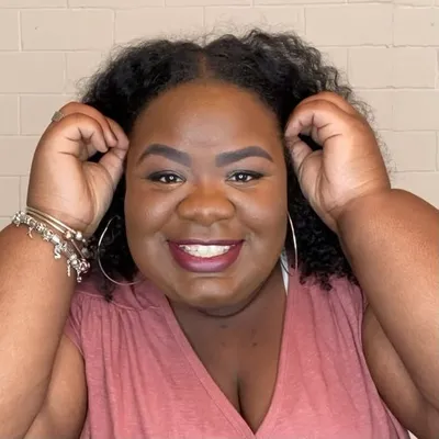 Kayla Nelson | Home DIYary profile