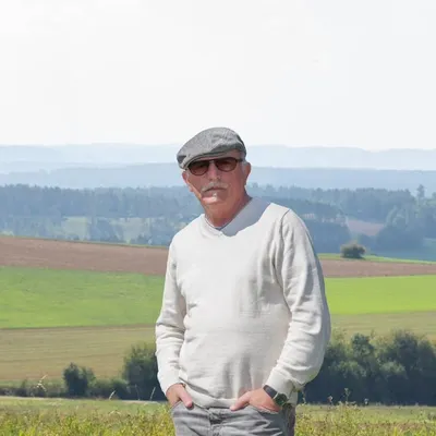 Karl-Heinz Schmid profile