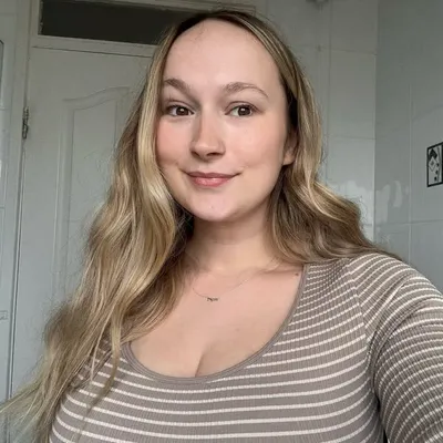chloe coleman profile