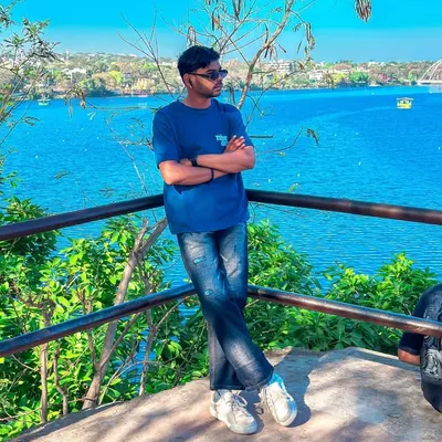 Honey Thakur profile