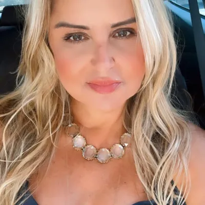 Maria Isabel Flórez Peláez / Hooponopono Medellin profile