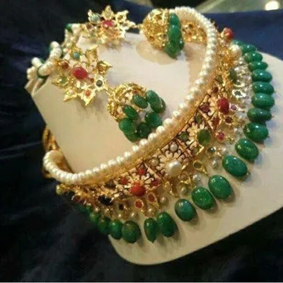 hoor. collections profile