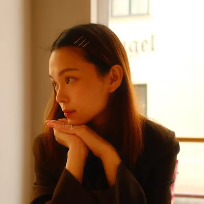 何欣 Ho Sin profile