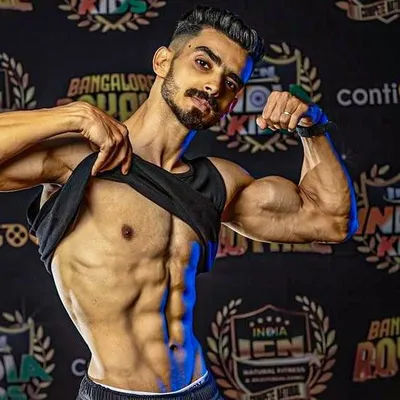 Husam abdulatef Mohammed profile