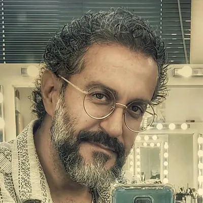 Hossein Ardestani profile